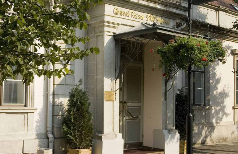 Grand Rose Spa Hotel