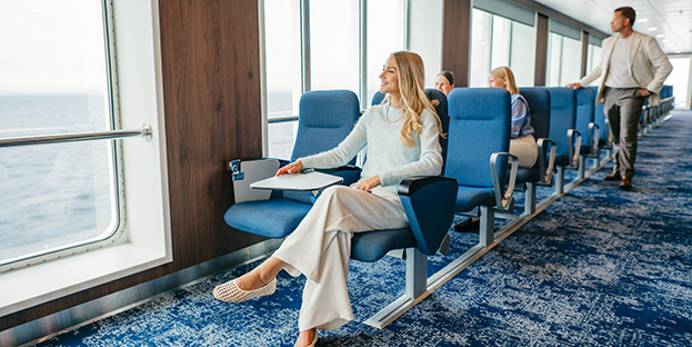 People relaxing at Horizon Seats